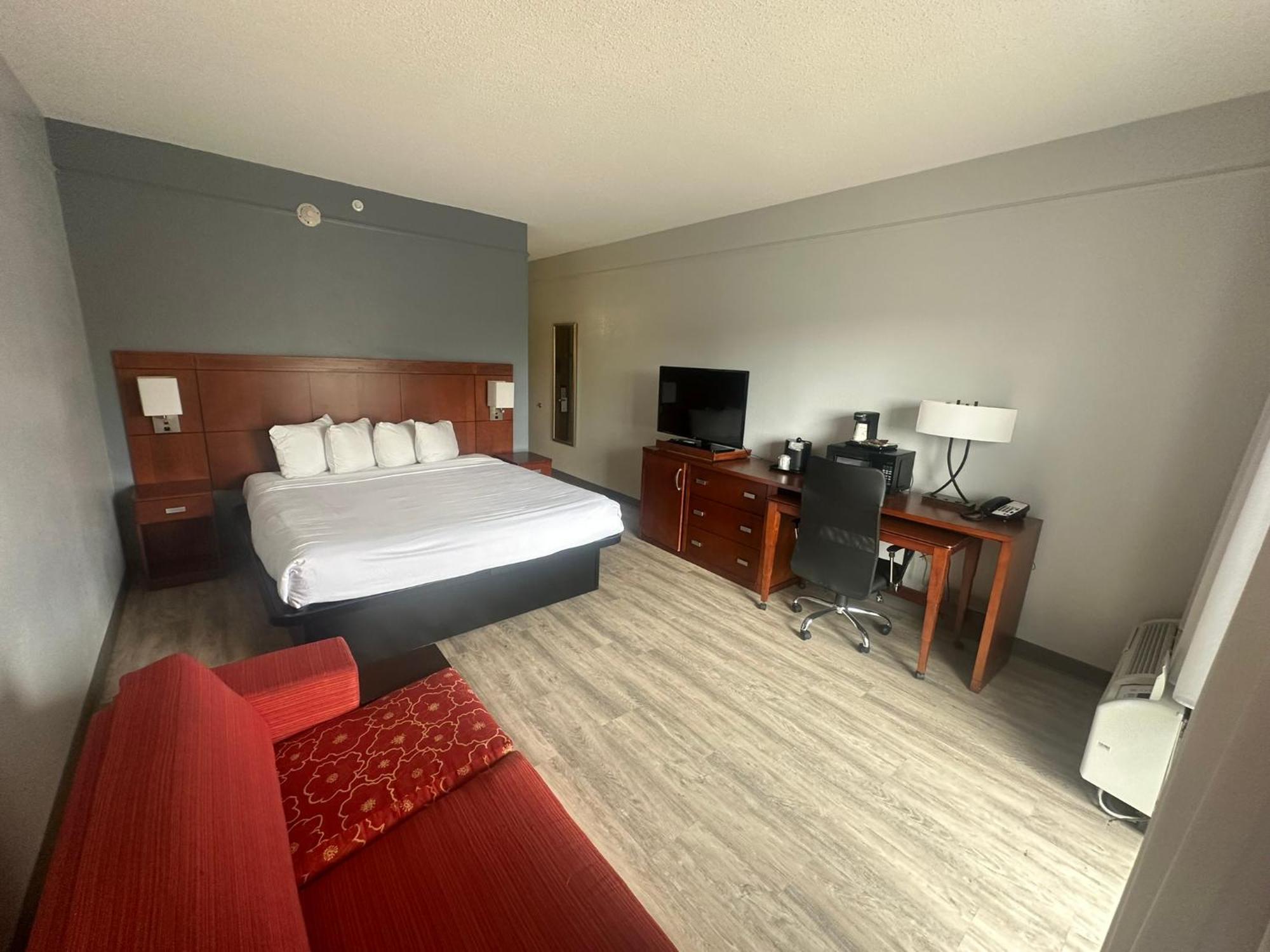 Super 8 By Wyndham Dallas Love Field Airport Ngoại thất bức ảnh