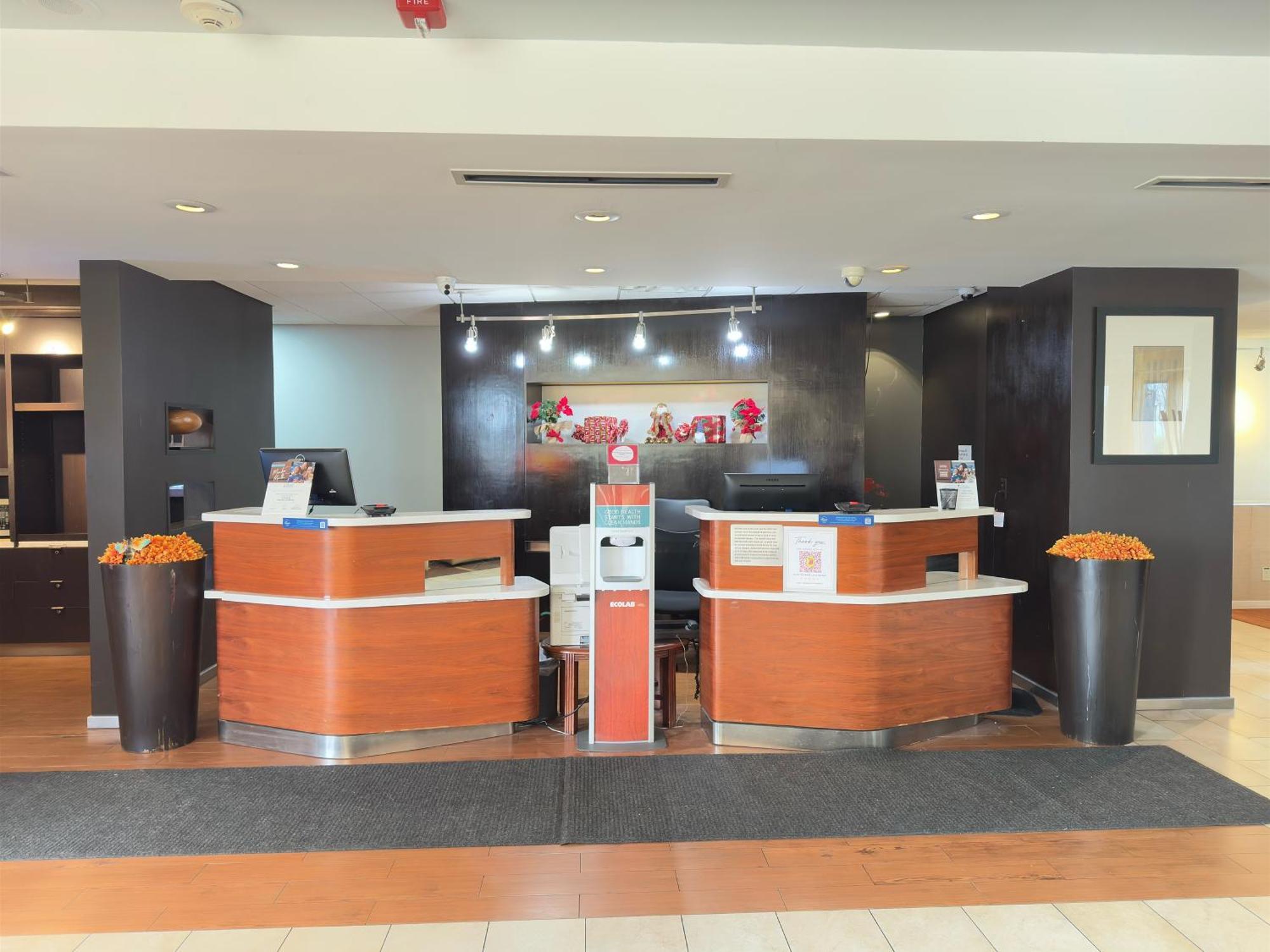 Super 8 By Wyndham Dallas Love Field Airport Ngoại thất bức ảnh